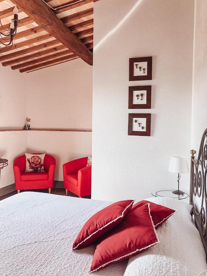 Bed and Breakfast Antica Torre Del Borgo Чертальдо Экстерьер фото